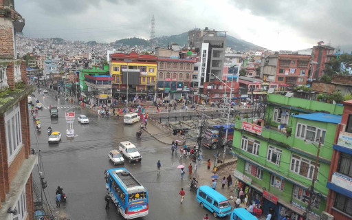 काठमाडौंसहित यी स्थानमा भइरहेको छ वर्षा